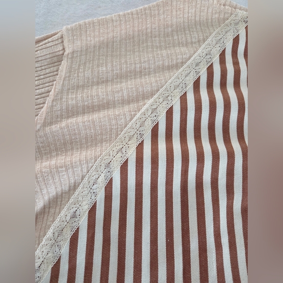 POL Striped V-Neck Top Lace Star Sleeves Balloon Brown Cream Size M NWT - Picture 11 of 12